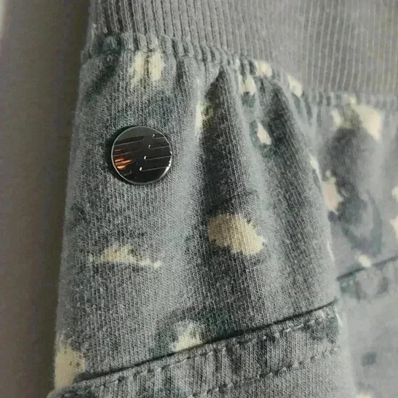 Z by Zella Powerhouse Joggers Grey and Cream Cheetah Print Size Small - Picture 12 of 16